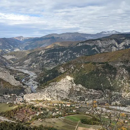 Apartman Les D'intervalles